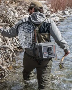 Simms Daymaker Landing Net -ReelMasters Store 232 simms daymaker landing net 01